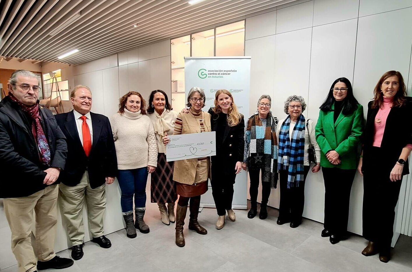 La Fundación Alimerka ha donado 43.352 euros a la Asociación Española Contra el Cáncer